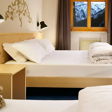 Principe Marmolada Hotel 3*