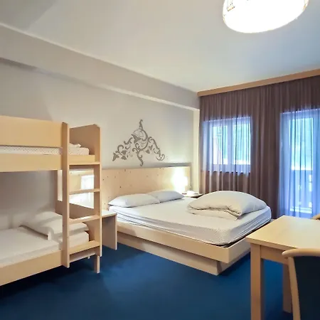 Principe Marmolada Hotel 3*