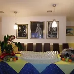 Principe Marmolada 3*