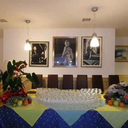 Principe Marmolada 3*