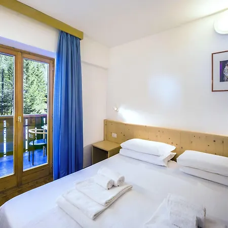 Principe Marmolada Hotel 3*