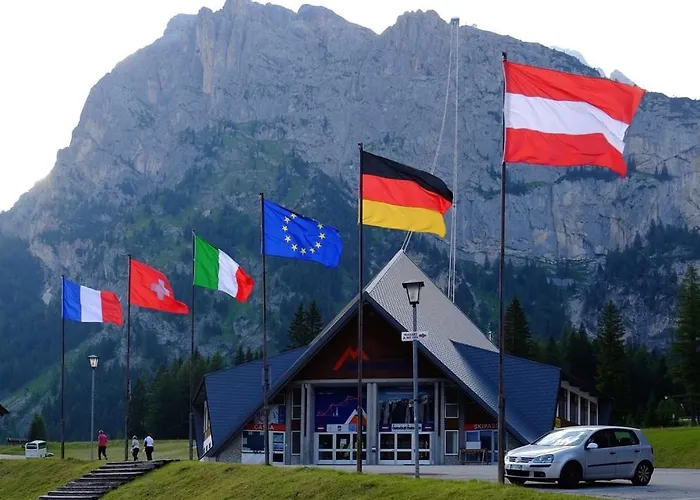 Principe Marmolada ホテル